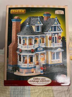 Lemax Caddington Village Anabel's Bed & Breakfast