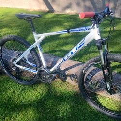 GT Aggressor Mountain Bike Nice 