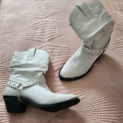 Woman's Cowgirl Boots