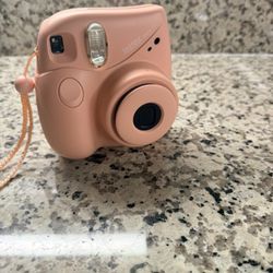 Instant Camera 