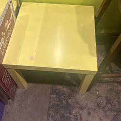 Yellow Table 10$ 