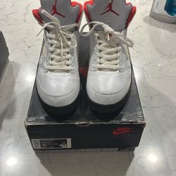 Jordan Fire Red 5 Size 12 Used 
