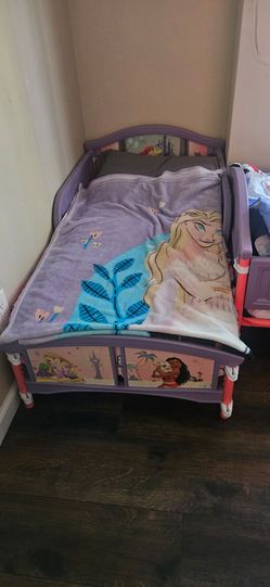 Girl toddler beds