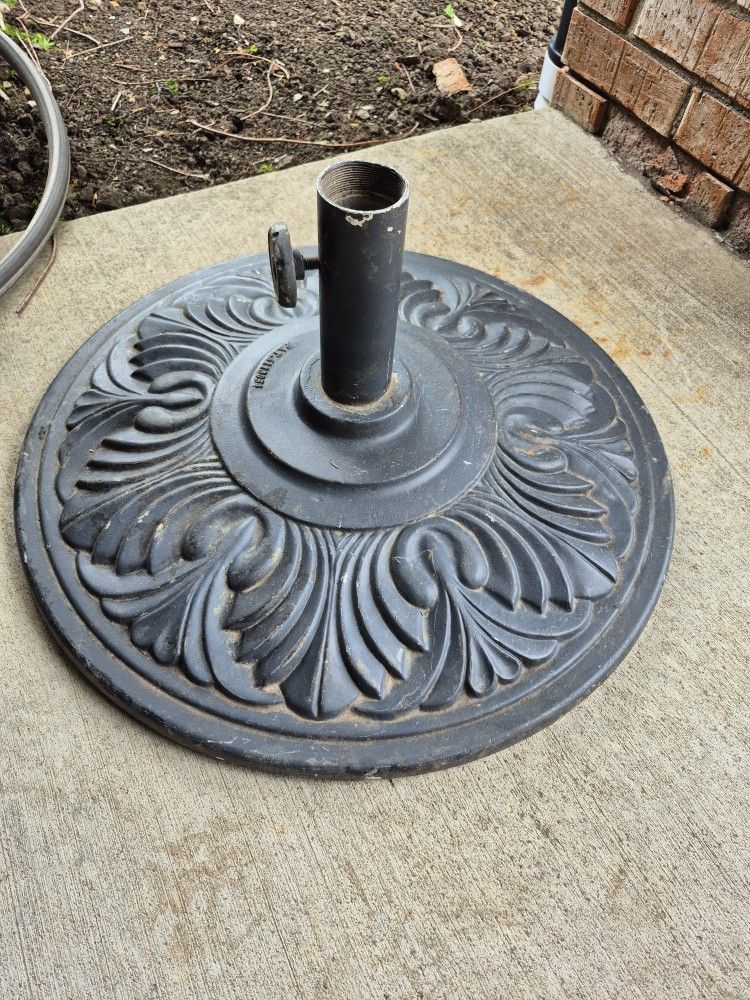 Patio Umbrella Stand, Diameter 21", Very Heavy