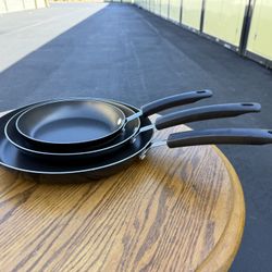 Farberware Nonstick Frying Pan Set – 3 Sizes
