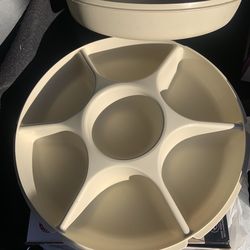 Tupperware vegi tray
