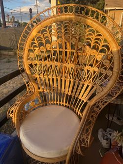Rattan peacock chair