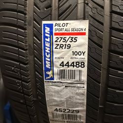 Michelin Pilot Sport All Season 4 275/35R19