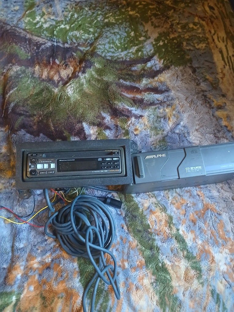 AlpiNe Stereo   AlpiNe Compact Disc CHaNGER