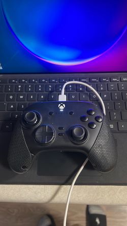 Razer Wolverine V3 Tournament Edition Pro Controller- No Charger