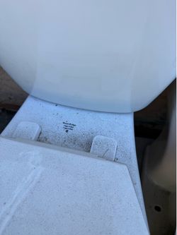 Toilets with no tap available