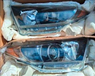 11-13 Toyota Highlander Projector Headlights Luces Calaveras Micas Faros

Faroles Headlamps Focos