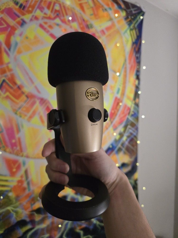 Gold Blue Yeti Nano USB Microphone