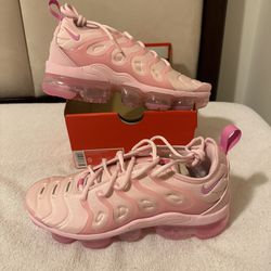 SIZE 9 Women’s Nike Vapormax Plus “Pink Foam” BRAND NEW