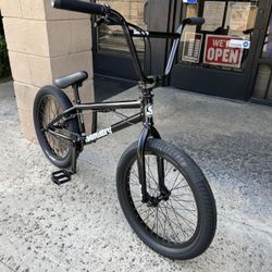 Sunday Primer Park Gloss Black With 20.5" Tt