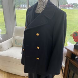 Men’s 38 S Authentic Navy Coat