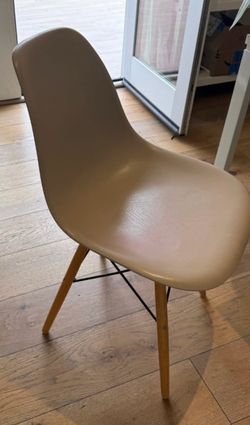 Light Brown Side Chair with Metal Eiffel Base Design and Beech Wood Legs (set of 2)