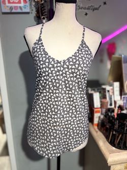 Lululemon latter razorback tank