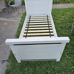 twinn solid wood bed frame