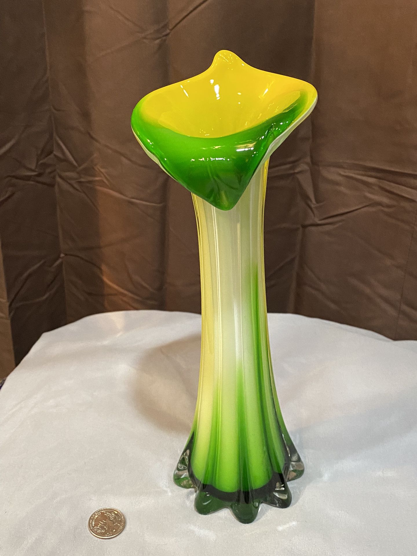 Glass Calla Lilly Shaped Flower Handblown Vase 