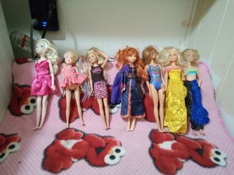 Barbie And Ken Lot Of Dolls Total Of 50 
