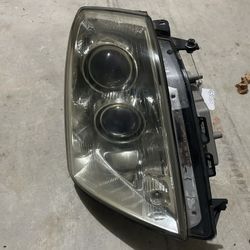 Cadillac Sts Headlight