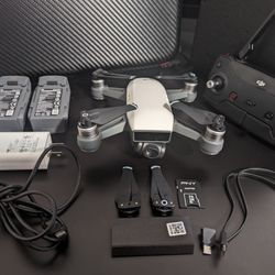 DJI Spark + Remote + Accessories 