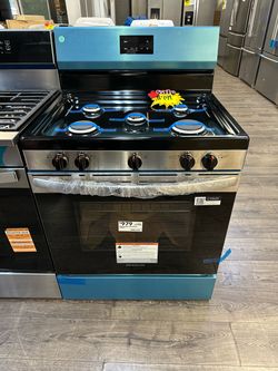 Beautiful Gas Stoves Take One Home Today $0 Initial Payment PLEASE READ DESCRIPTION