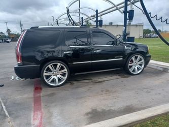CADILLAC ESCALADE