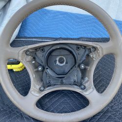 Mercedes S500, C Series, E, SL, ML, CL, CLK. Steering Wheel New.