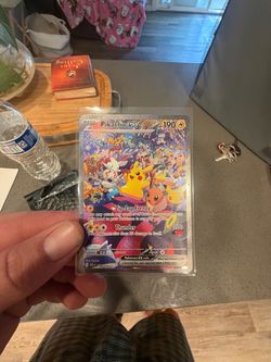 Pokemon 30th anniversary SIRS Mewtwo Futuristic Mewtwo and Pikachu