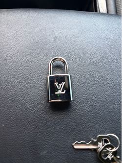 AUTHENTIC LV lock