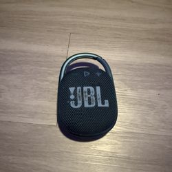 Blue JBL Clip4