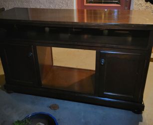 Furniture intertainment center