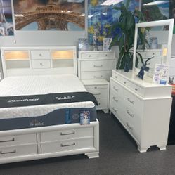 Gorgeous White 5pc Bed Set On Sale $1399