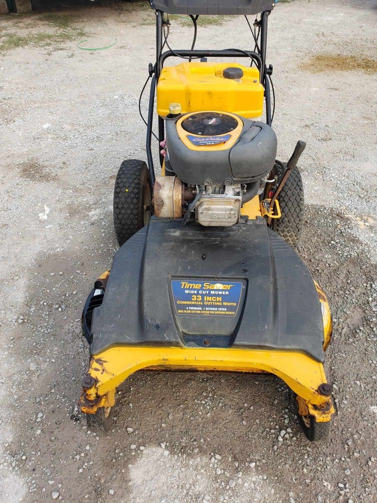 33 Cub Cadet Self-propelled Walk Behind Lawnmower