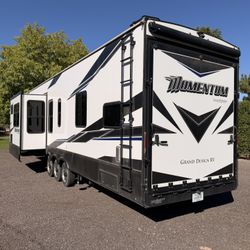 2021 Grand Design Momentum Toy Hauler 