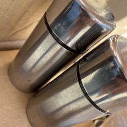 Stainless Steel Round Salt and Pepper Shaker