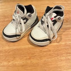 Air Jordan Three Retro Toddler Size 3