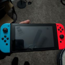 Nintendo Switch 