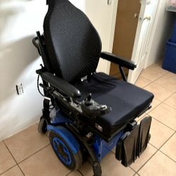 Silla De Ruedas Electrica  Y ComodA