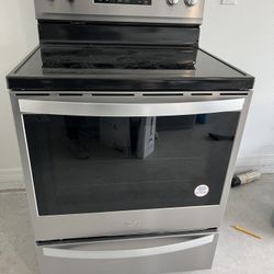 Brand New Whirlpool Oven!