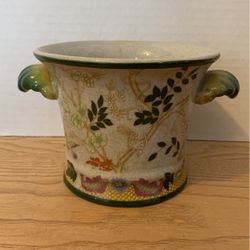 Vintage Chinese porcelain with birds and flowers vase 4” x 8” B9