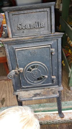 Cast iron stove