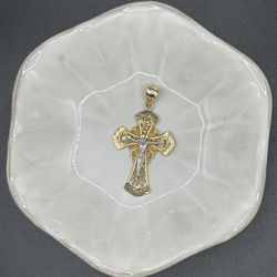 14K Gold Cross Pendant/ Dije De Cruz Oro 14K