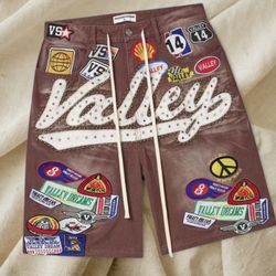 Vale Forever Brown 1980's Jorts
Brown/Wash
