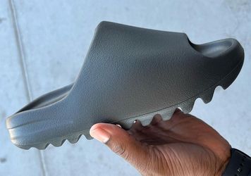 Yeezy Slides