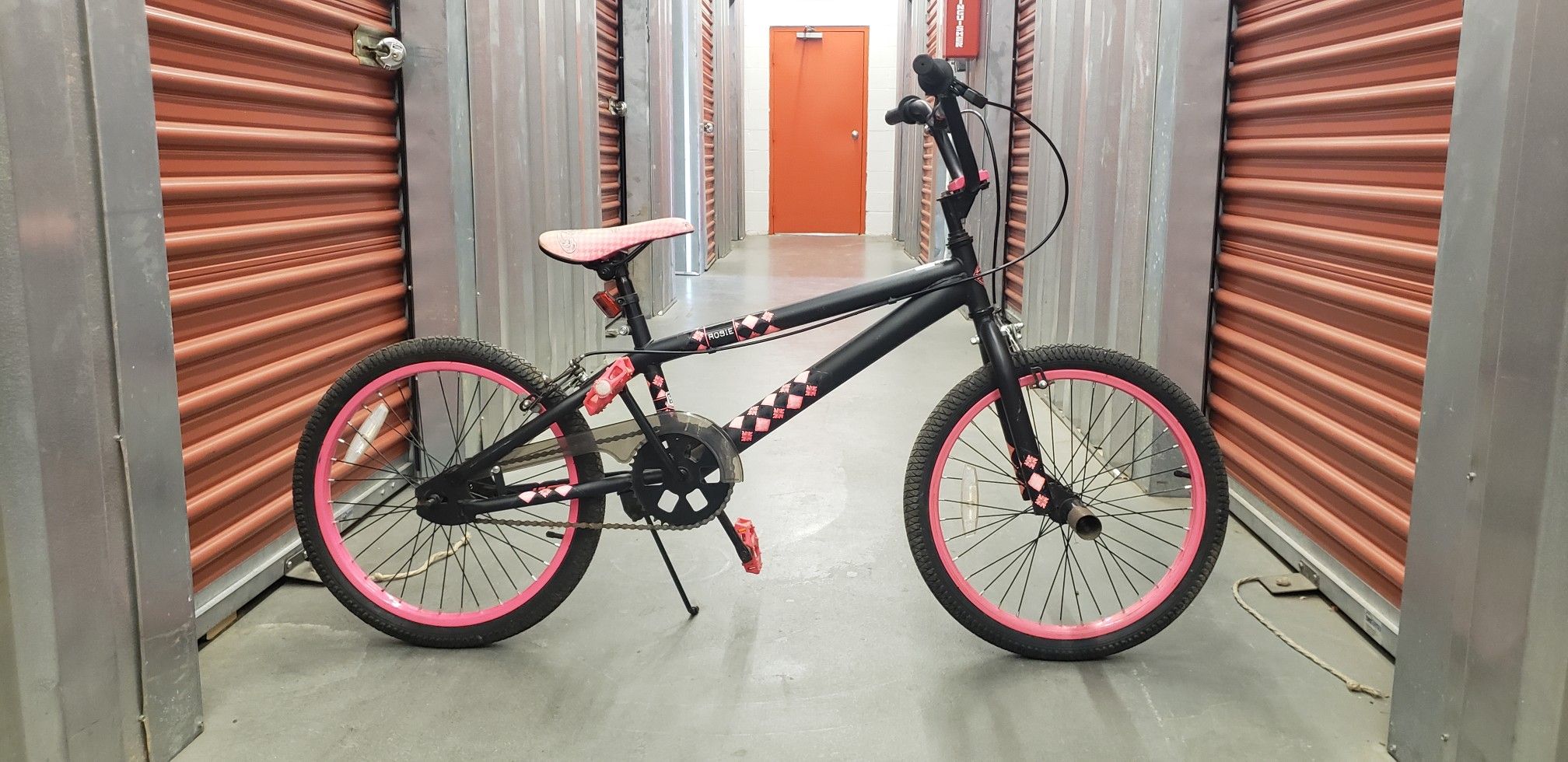 PRETTY BEAUTIFUL BMX BIKE