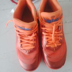 Lamelo Basketball Shoes Size 10 And 1/2