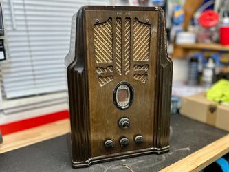 Antique 1930’s Philco Model 620 Radio